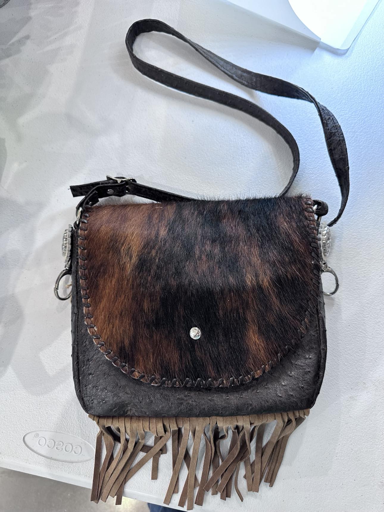 Brown cowhide crossbody purse 🐮