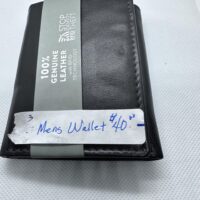 All black RFID technology wallet 🖤