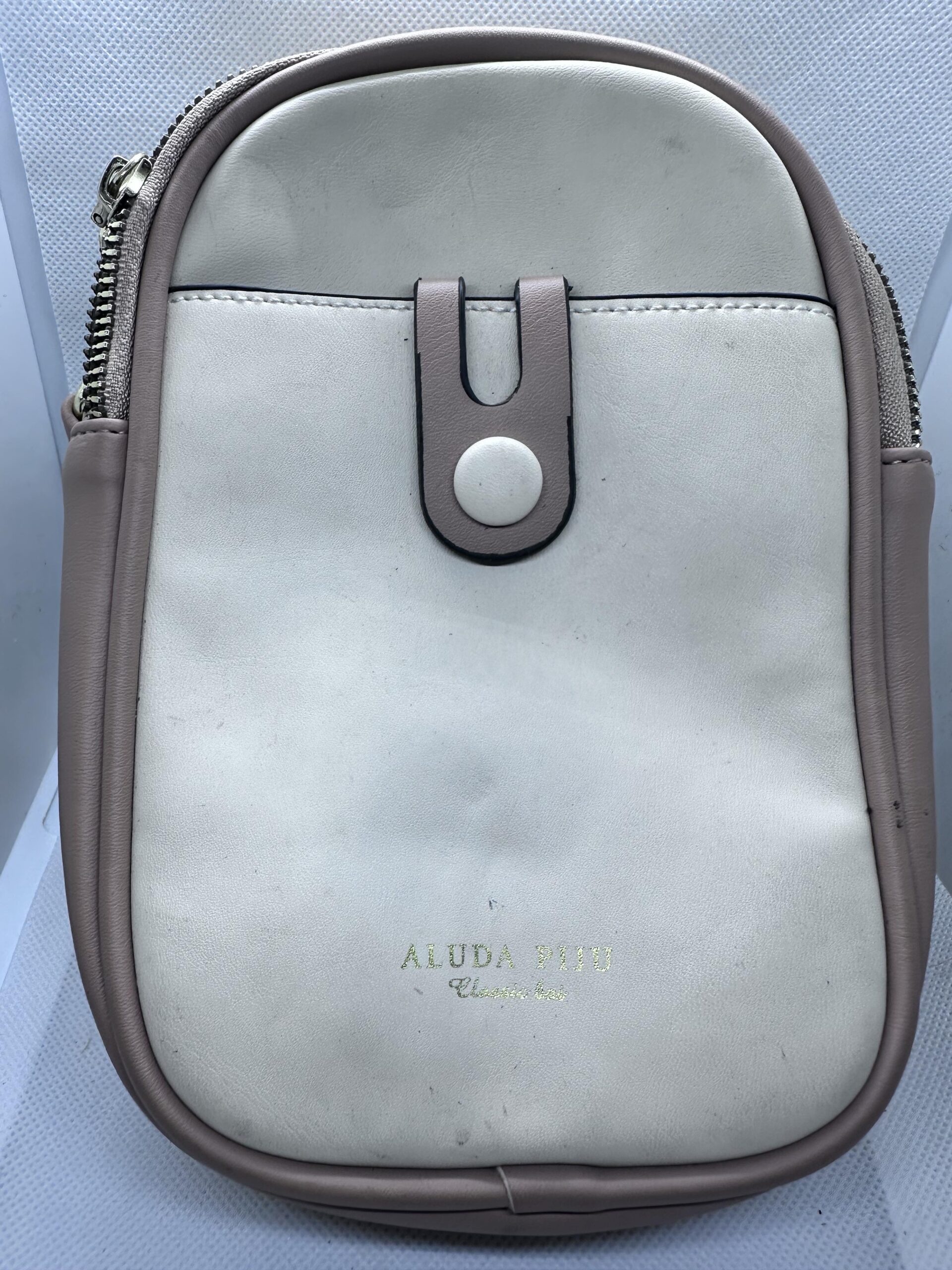 Women cellphone purse