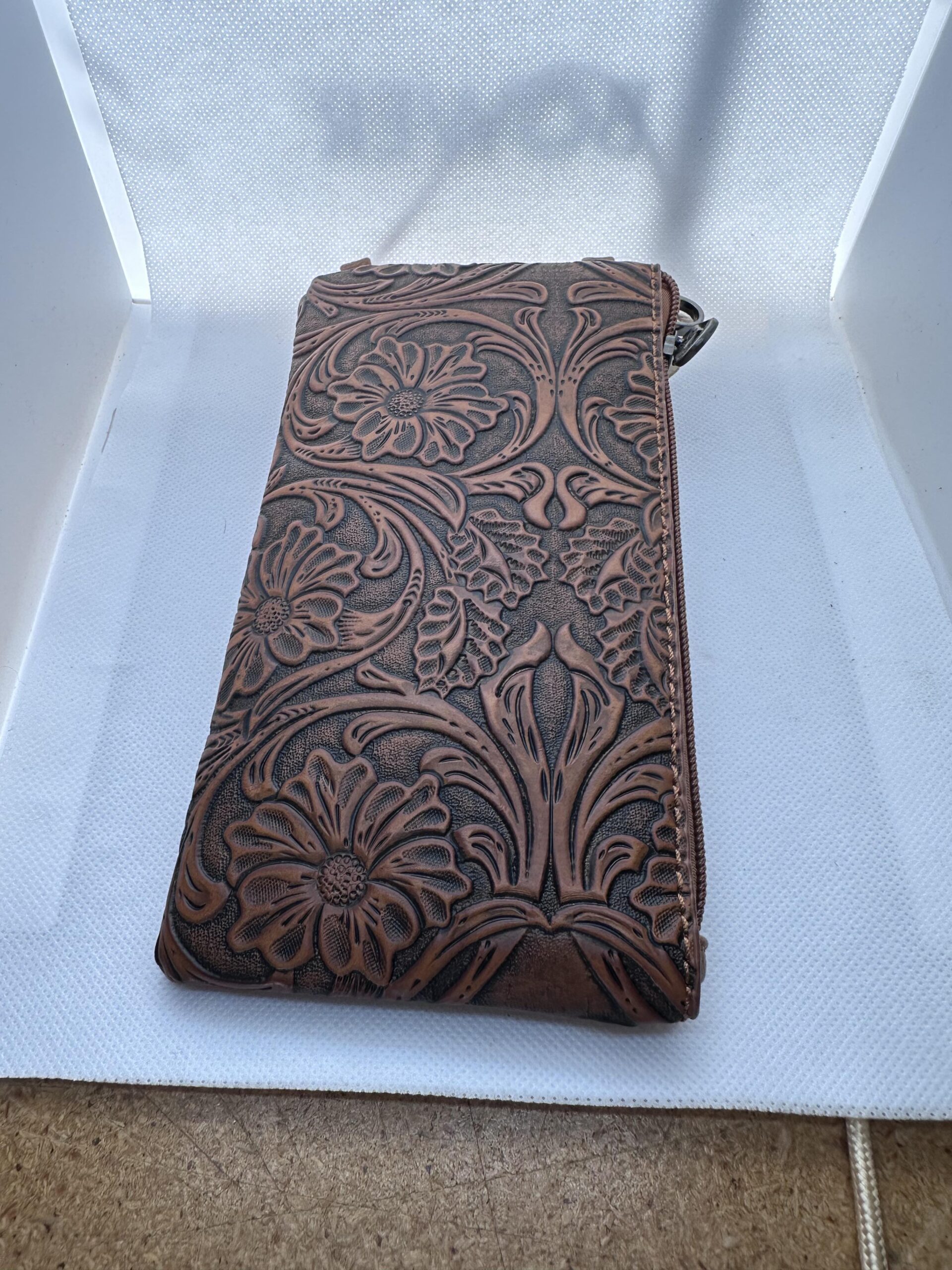 Montana West cellphone